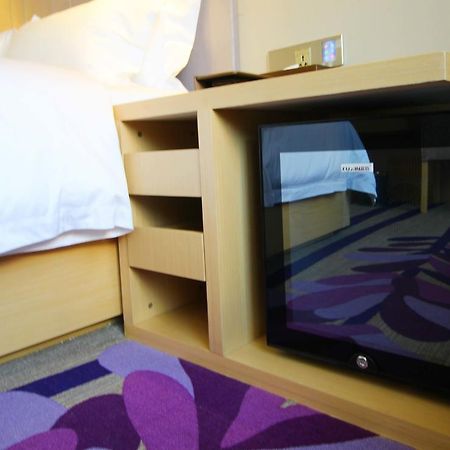 Lavande Hotel Jiujiang Xunyang Road Walking Street Kültér fotó